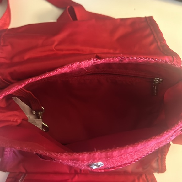 Red Eddie Bauer Purse - Picture 3 of 6